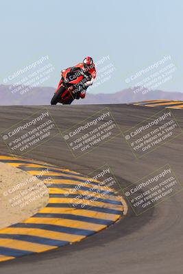 media/Dec-18-2022-SoCal Trackdays (Sun) [[8099a50955]]/Turns 9 and 10 Set 2 (1055am)/